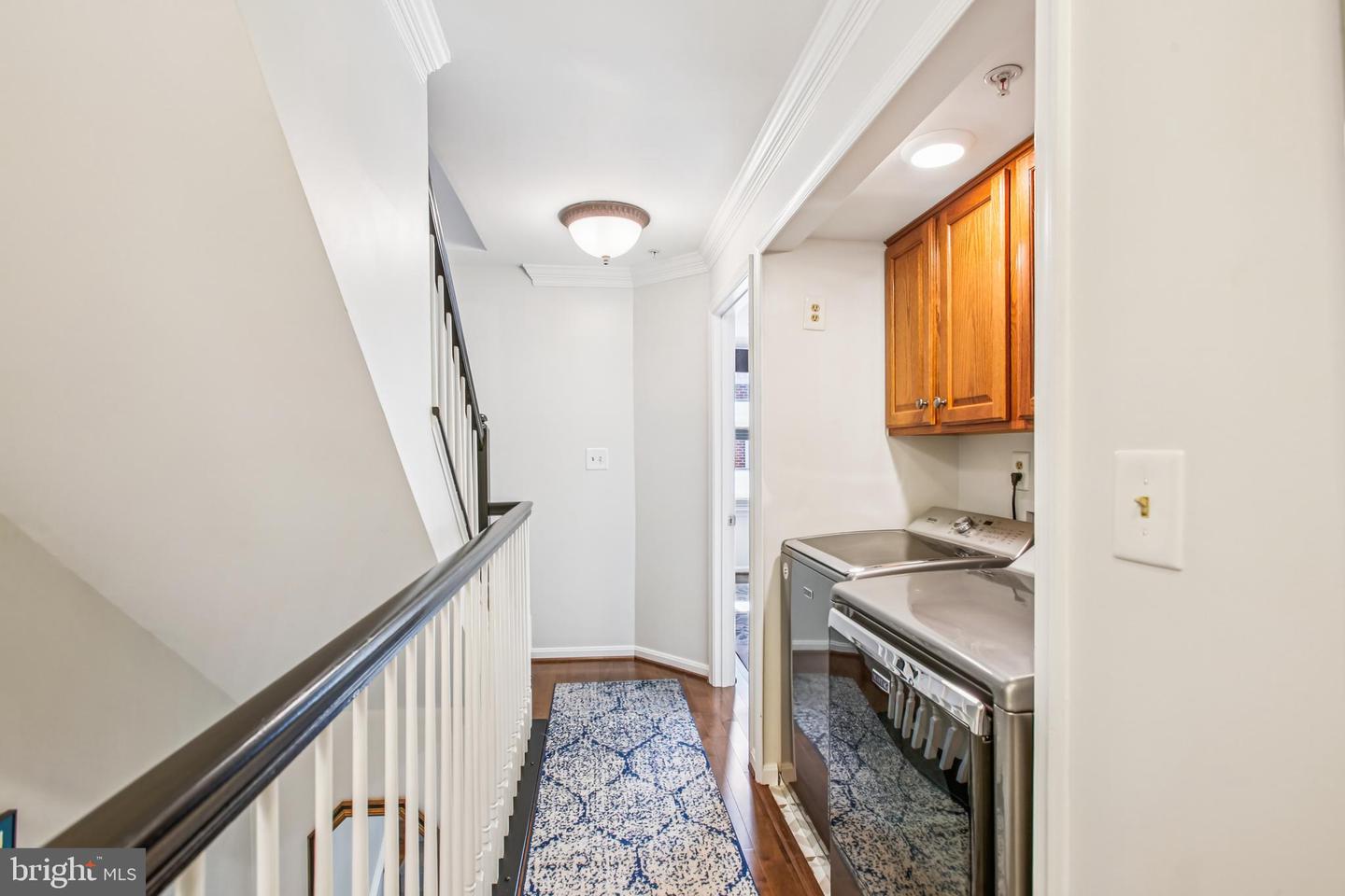 313 HEARTHSTONE MEWS, ALEXANDRIA, Virginia 22314, 3 Bedrooms Bedrooms, ,3 BathroomsBathrooms,Residential,For sale,313 HEARTHSTONE MEWS,VAAX2050646 MLS # VAAX2050646