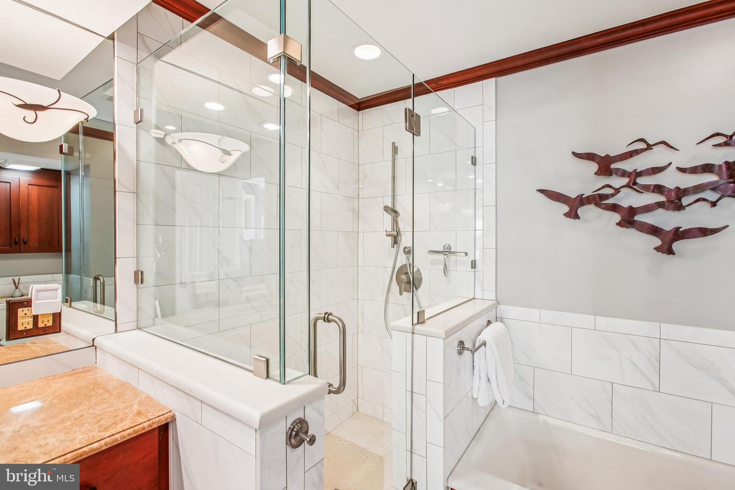 313 HEARTHSTONE MEWS, ALEXANDRIA, Virginia 22314, 3 Bedrooms Bedrooms, ,3 BathroomsBathrooms,Residential,For sale,313 HEARTHSTONE MEWS,VAAX2050646 MLS # VAAX2050646
