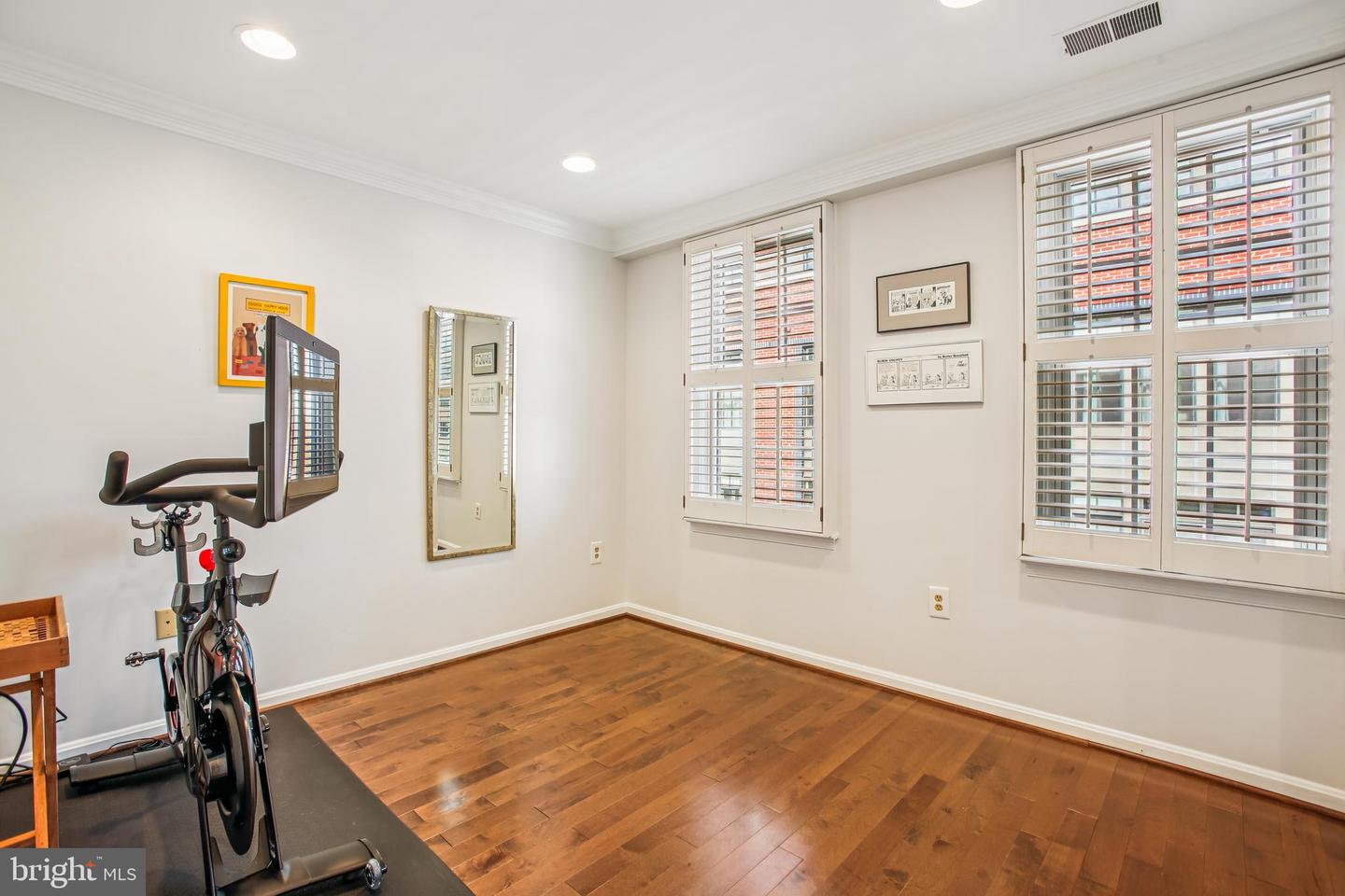 313 HEARTHSTONE MEWS, ALEXANDRIA, Virginia 22314, 3 Bedrooms Bedrooms, ,3 BathroomsBathrooms,Residential,For sale,313 HEARTHSTONE MEWS,VAAX2050646 MLS # VAAX2050646