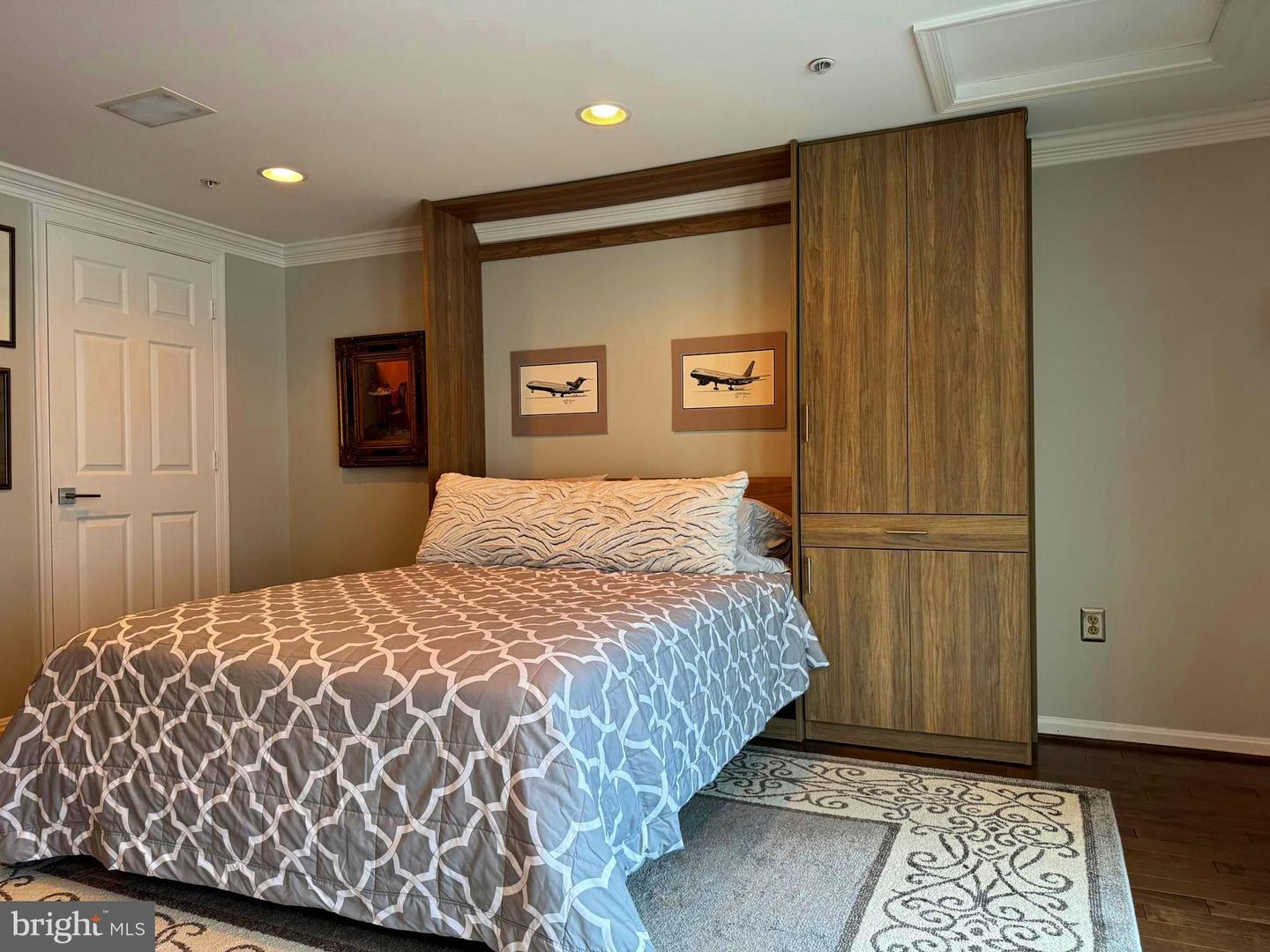 313 HEARTHSTONE MEWS, ALEXANDRIA, Virginia 22314, 3 Bedrooms Bedrooms, ,3 BathroomsBathrooms,Residential,For sale,313 HEARTHSTONE MEWS,VAAX2050646 MLS # VAAX2050646
