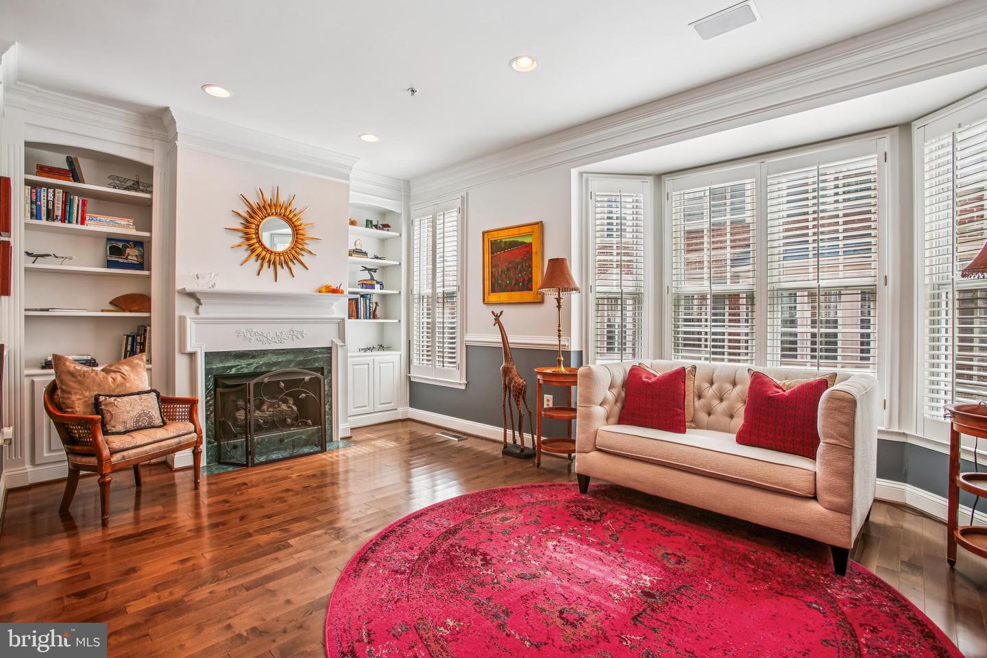 313 HEARTHSTONE MEWS, ALEXANDRIA, Virginia 22314, 3 Bedrooms Bedrooms, ,3 BathroomsBathrooms,Residential,For sale,313 HEARTHSTONE MEWS,VAAX2050646 MLS # VAAX2050646