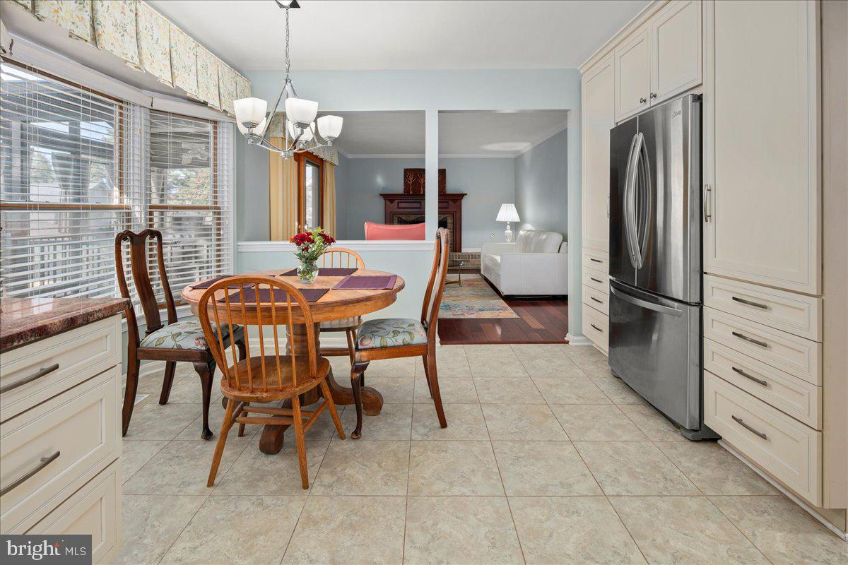 12436 WENDELL HOLMES RD, HERNDON, Virginia 20171, 5 Bedrooms Bedrooms, ,3 BathroomsBathrooms,Residential,For sale,12436 WENDELL HOLMES RD,VAFX2273352 MLS # VAFX2273352
