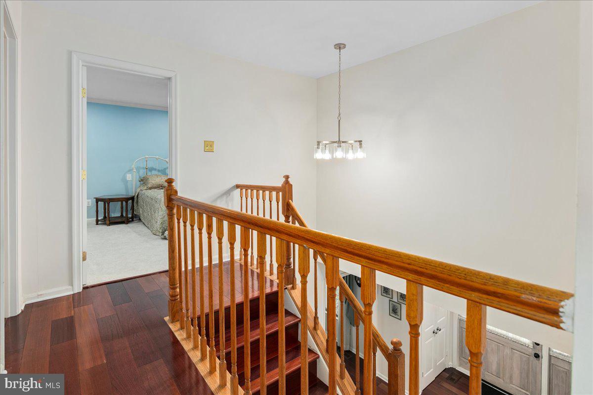 12436 WENDELL HOLMES RD, HERNDON, Virginia 20171, 5 Bedrooms Bedrooms, ,3 BathroomsBathrooms,Residential,For sale,12436 WENDELL HOLMES RD,VAFX2273352 MLS # VAFX2273352