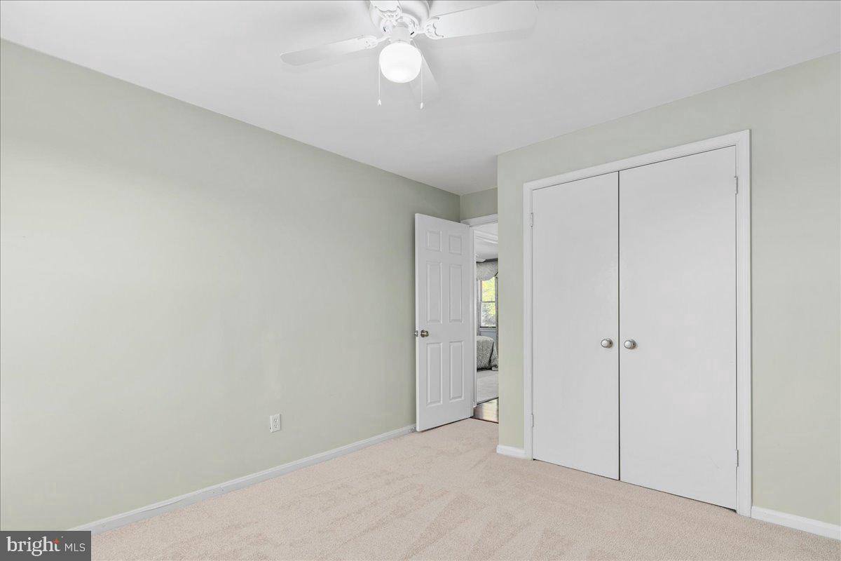 12436 WENDELL HOLMES RD, HERNDON, Virginia 20171, 5 Bedrooms Bedrooms, ,3 BathroomsBathrooms,Residential,For sale,12436 WENDELL HOLMES RD,VAFX2273352 MLS # VAFX2273352