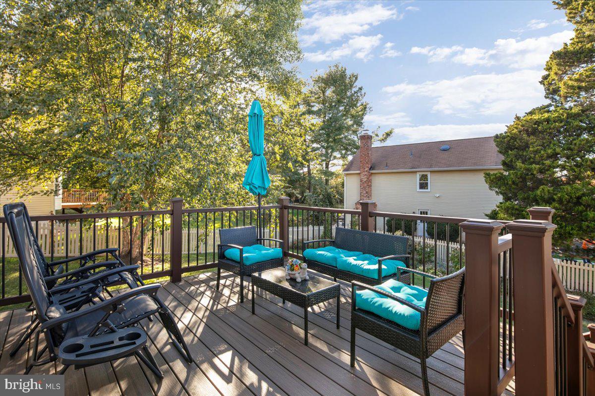 12436 WENDELL HOLMES RD, HERNDON, Virginia 20171, 5 Bedrooms Bedrooms, ,3 BathroomsBathrooms,Residential,For sale,12436 WENDELL HOLMES RD,VAFX2273352 MLS # VAFX2273352