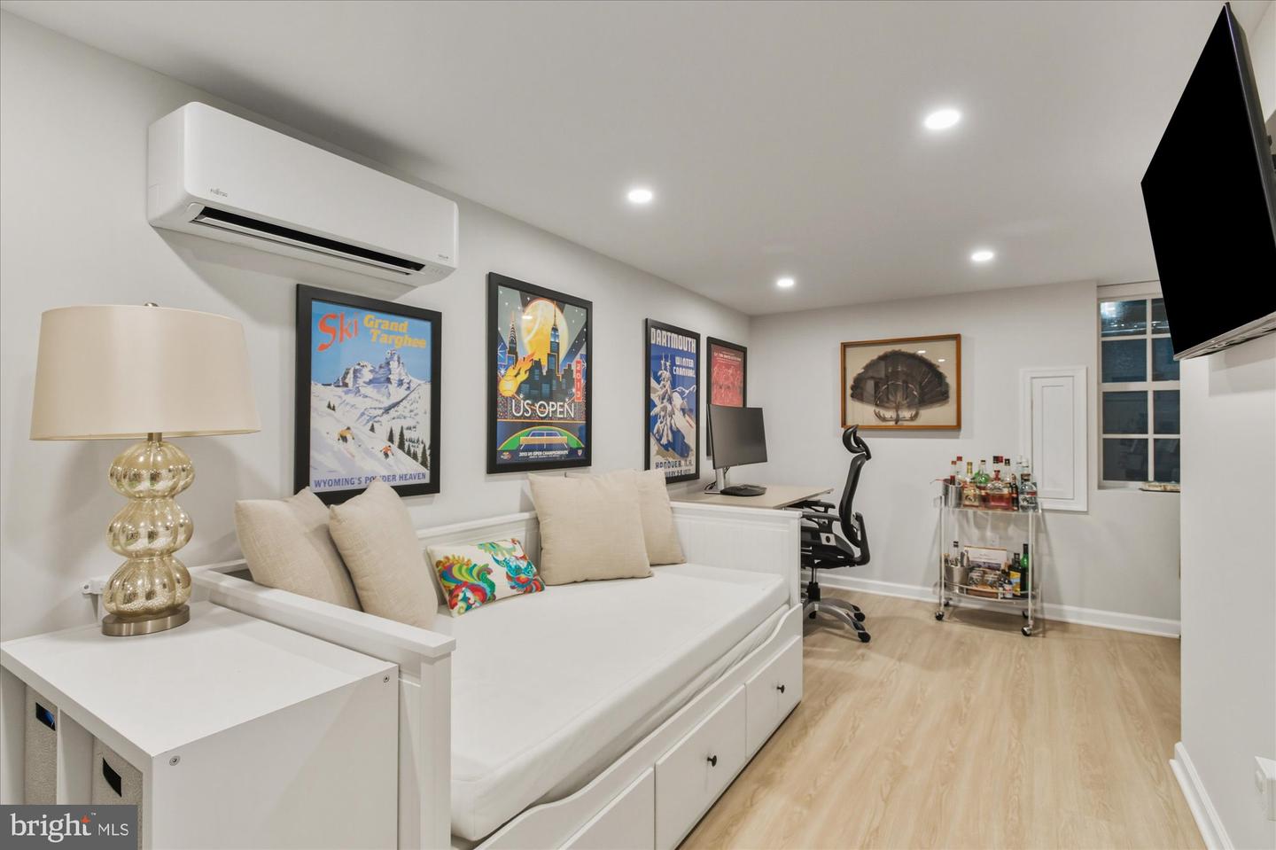 1341 28TH ST NW, WASHINGTON, District Of Columbia 20007, 3 Bedrooms Bedrooms, ,3 BathroomsBathrooms,Residential,For sale,1341 28TH ST NW,DCDC2226296 MLS # DCDC2226296
