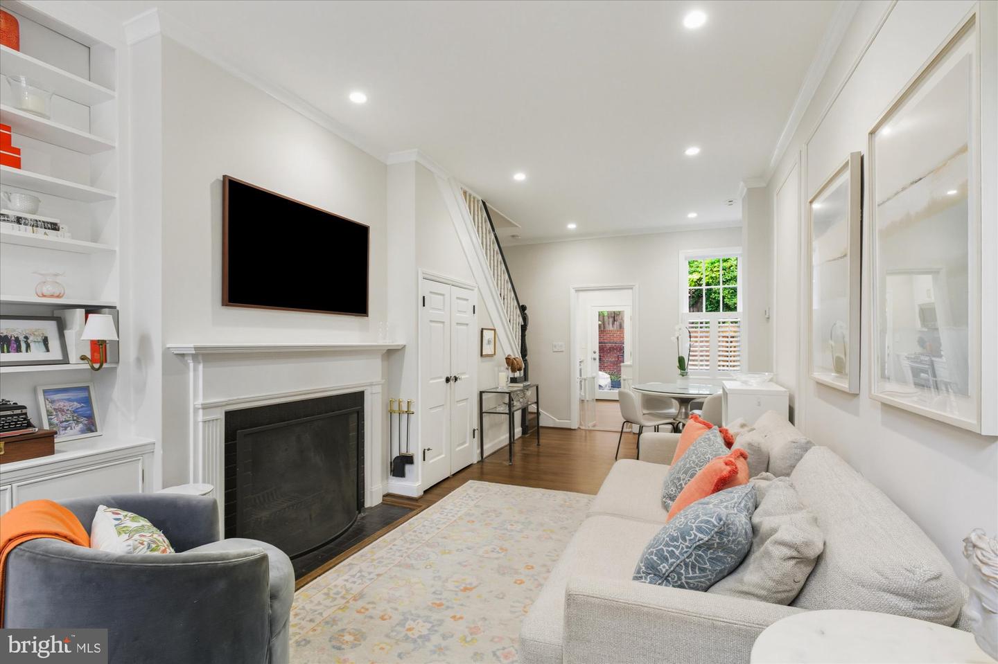 1341 28TH ST NW, WASHINGTON, District Of Columbia 20007, 3 Bedrooms Bedrooms, ,3 BathroomsBathrooms,Residential,For sale,1341 28TH ST NW,DCDC2226296 MLS # DCDC2226296