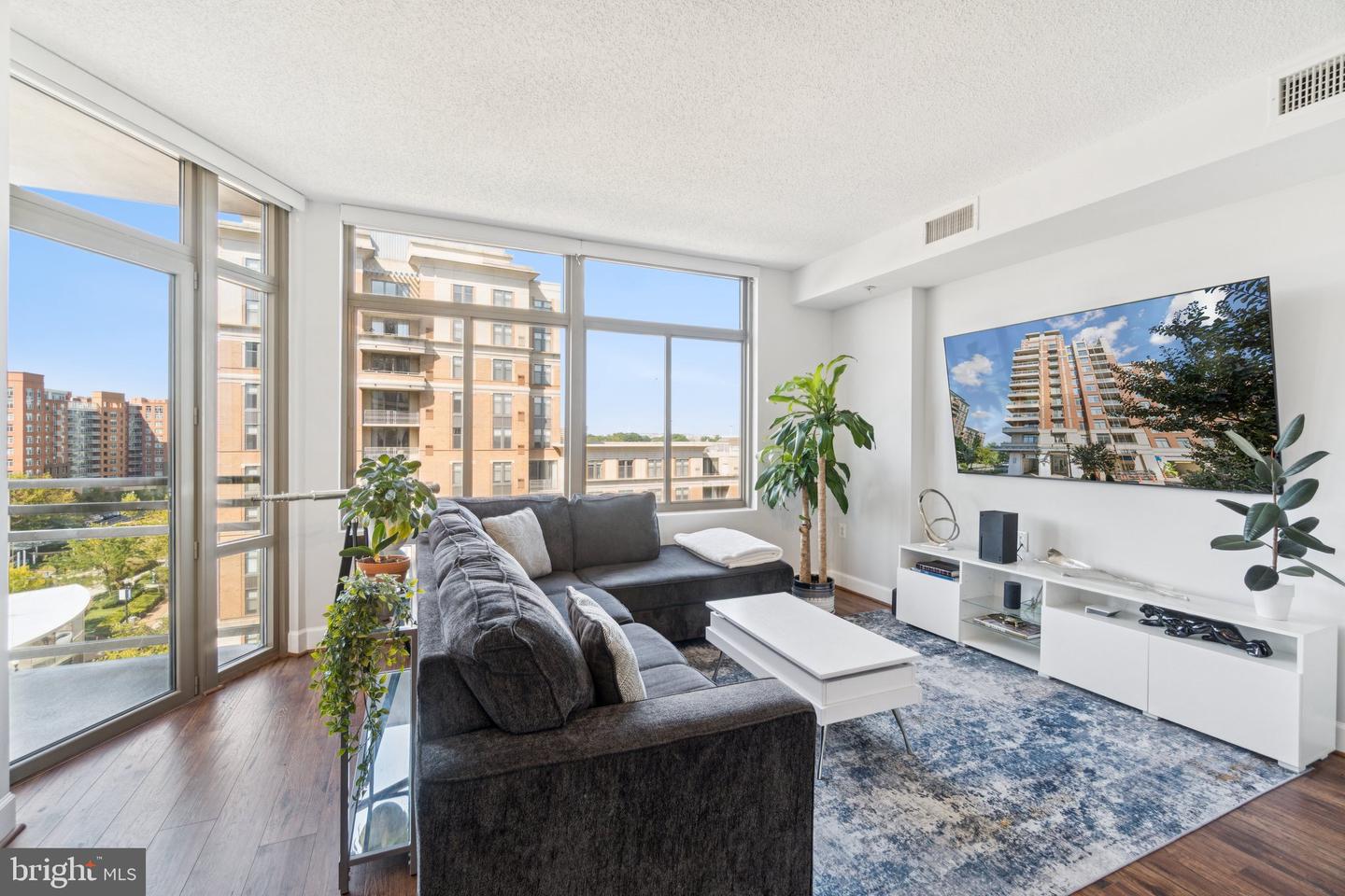 3650 S GLEBE RD #846, ARLINGTON, Virginia 22202, 1 Bedroom Bedrooms, ,1 BathroomBathrooms,Residential,For sale,3650 S GLEBE RD #846,VAAR2064734 MLS # VAAR2064734