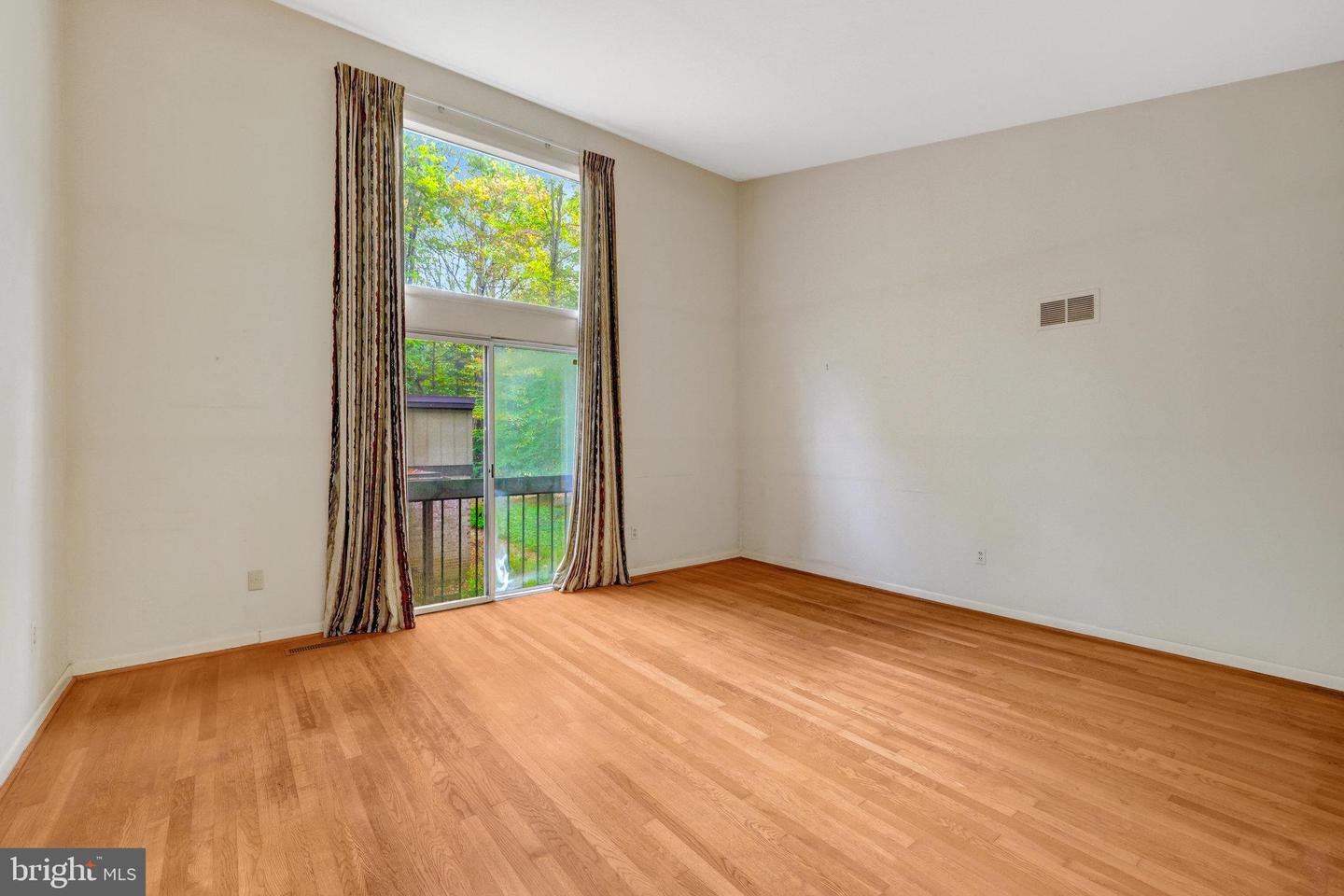 9506 WATTS RD, GREAT FALLS, Virginia 22066, 5 Bedrooms Bedrooms, ,3 BathroomsBathrooms,Residential,For sale,9506 WATTS RD,VAFX2273582 MLS # VAFX2273582