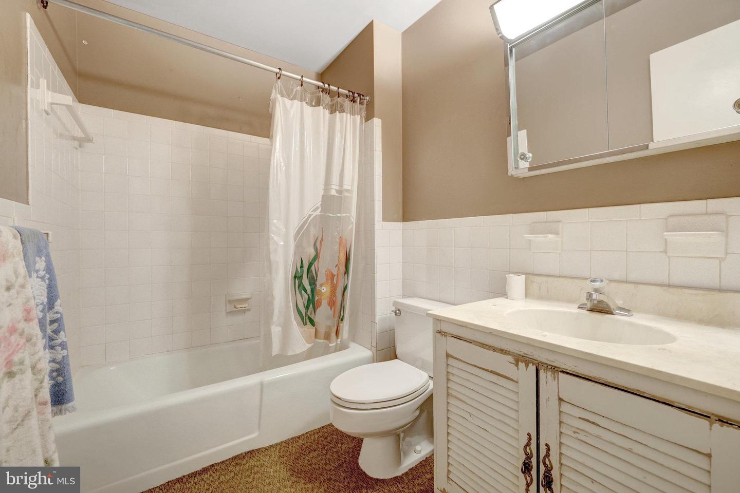 9506 WATTS RD, GREAT FALLS, Virginia 22066, 5 Bedrooms Bedrooms, ,3 BathroomsBathrooms,Residential,For sale,9506 WATTS RD,VAFX2273582 MLS # VAFX2273582