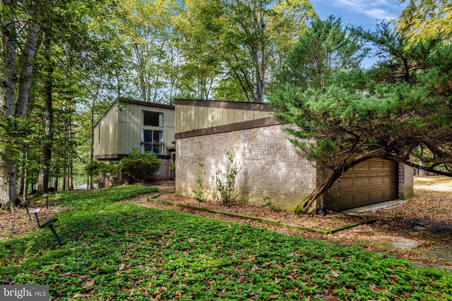 9506 WATTS RD, GREAT FALLS, Virginia 22066, 5 Bedrooms Bedrooms, ,3 BathroomsBathrooms,Residential,For sale,9506 WATTS RD,VAFX2273582 MLS # VAFX2273582