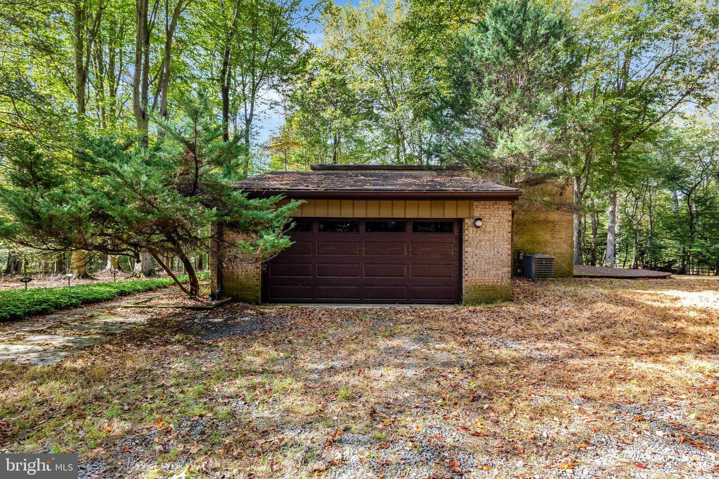 9506 WATTS RD, GREAT FALLS, Virginia 22066, 5 Bedrooms Bedrooms, ,3 BathroomsBathrooms,Residential,For sale,9506 WATTS RD,VAFX2273582 MLS # VAFX2273582