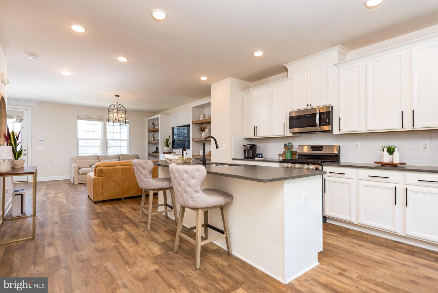 6113 CAMERONS FERRY DR, HAYMARKET, Virginia 20169, 4 Bedrooms Bedrooms, ,3 BathroomsBathrooms,Residential,For sale,6113 CAMERONS FERRY DR,VAPW2105718 MLS # VAPW2105718