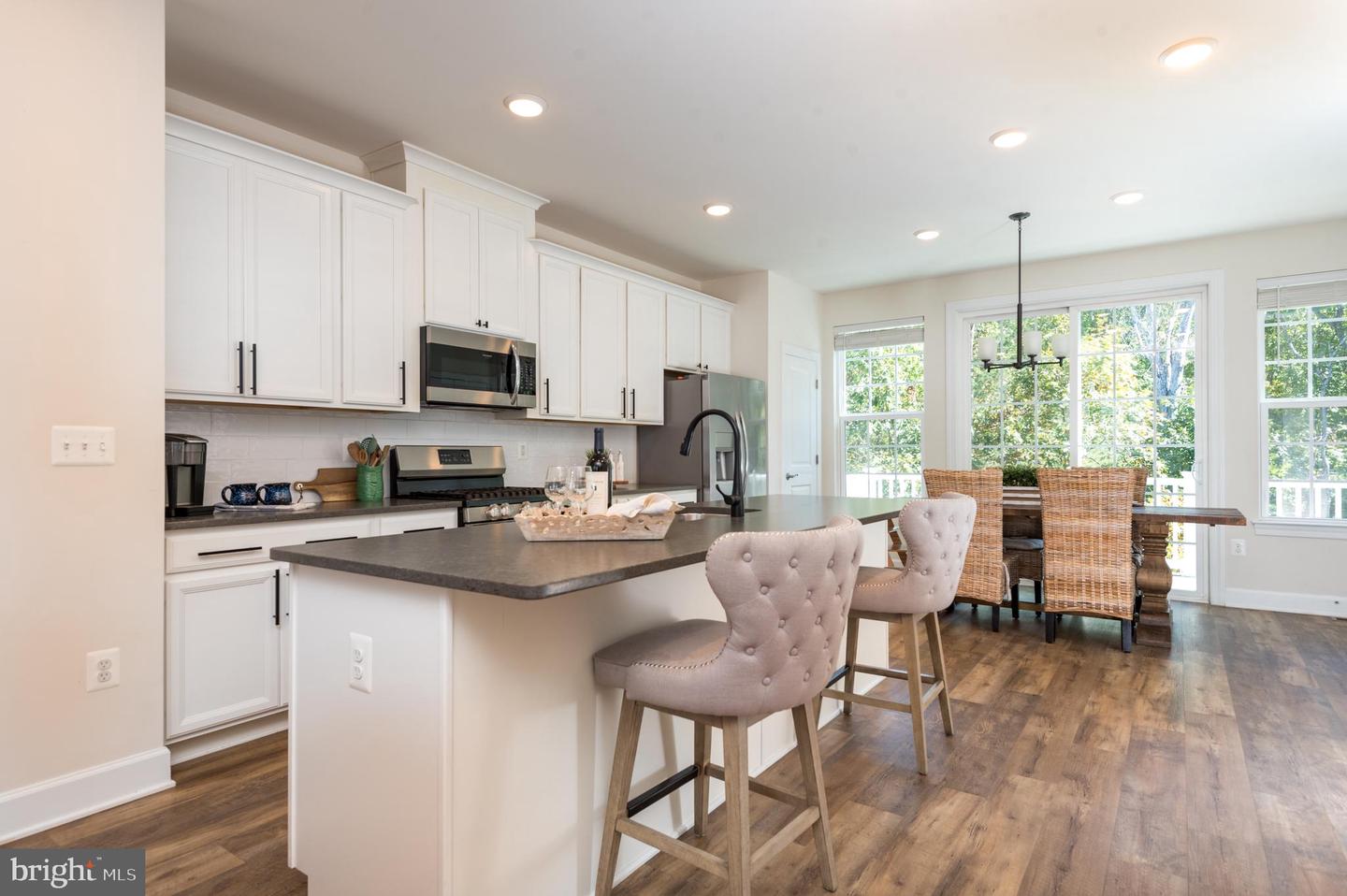 6113 CAMERONS FERRY DR, HAYMARKET, Virginia 20169, 4 Bedrooms Bedrooms, ,3 BathroomsBathrooms,Residential,For sale,6113 CAMERONS FERRY DR,VAPW2105718 MLS # VAPW2105718