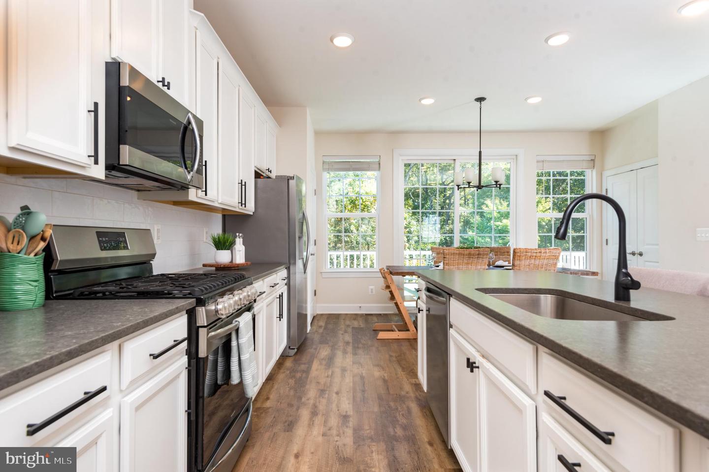 6113 CAMERONS FERRY DR, HAYMARKET, Virginia 20169, 4 Bedrooms Bedrooms, ,3 BathroomsBathrooms,Residential,For sale,6113 CAMERONS FERRY DR,VAPW2105718 MLS # VAPW2105718