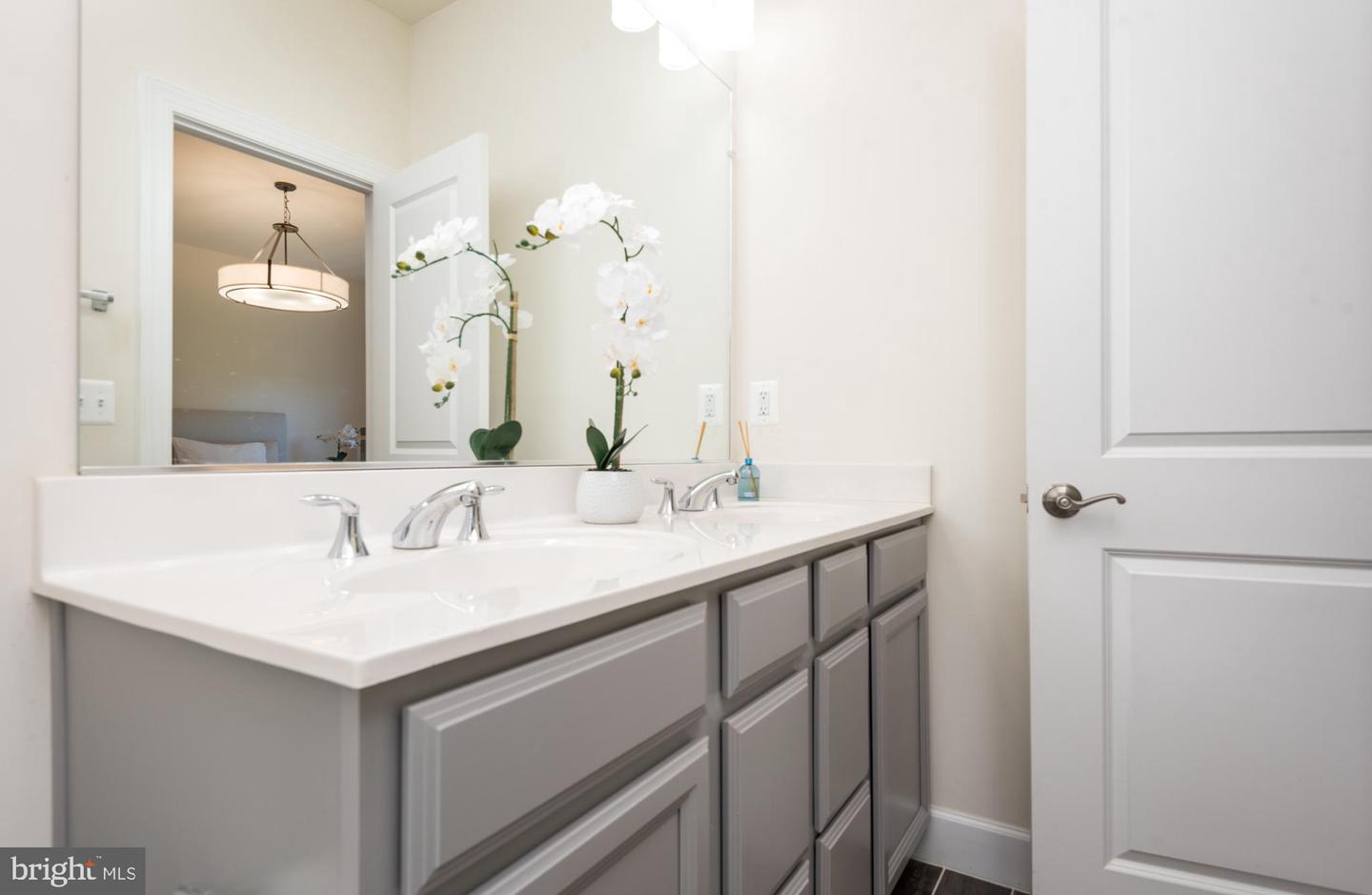 6113 CAMERONS FERRY DR, HAYMARKET, Virginia 20169, 4 Bedrooms Bedrooms, ,3 BathroomsBathrooms,Residential,For sale,6113 CAMERONS FERRY DR,VAPW2105718 MLS # VAPW2105718