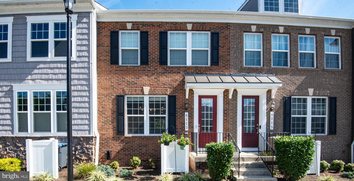 6113 CAMERONS FERRY DR, HAYMARKET, Virginia 20169, 4 Bedrooms Bedrooms, ,3 BathroomsBathrooms,Residential,For sale,6113 CAMERONS FERRY DR,VAPW2105718 MLS # VAPW2105718