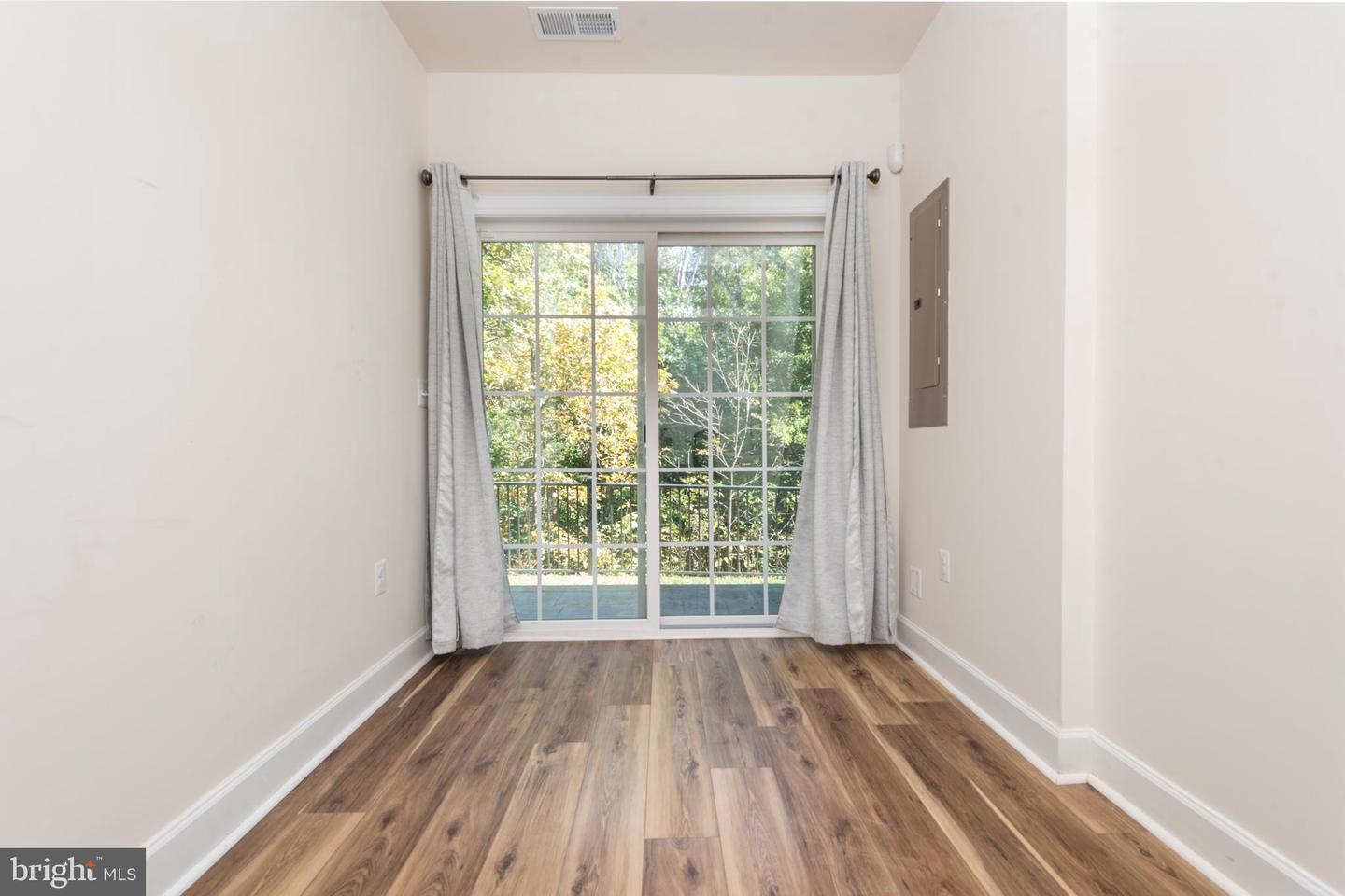 6113 CAMERONS FERRY DR, HAYMARKET, Virginia 20169, 4 Bedrooms Bedrooms, ,3 BathroomsBathrooms,Residential,For sale,6113 CAMERONS FERRY DR,VAPW2105718 MLS # VAPW2105718