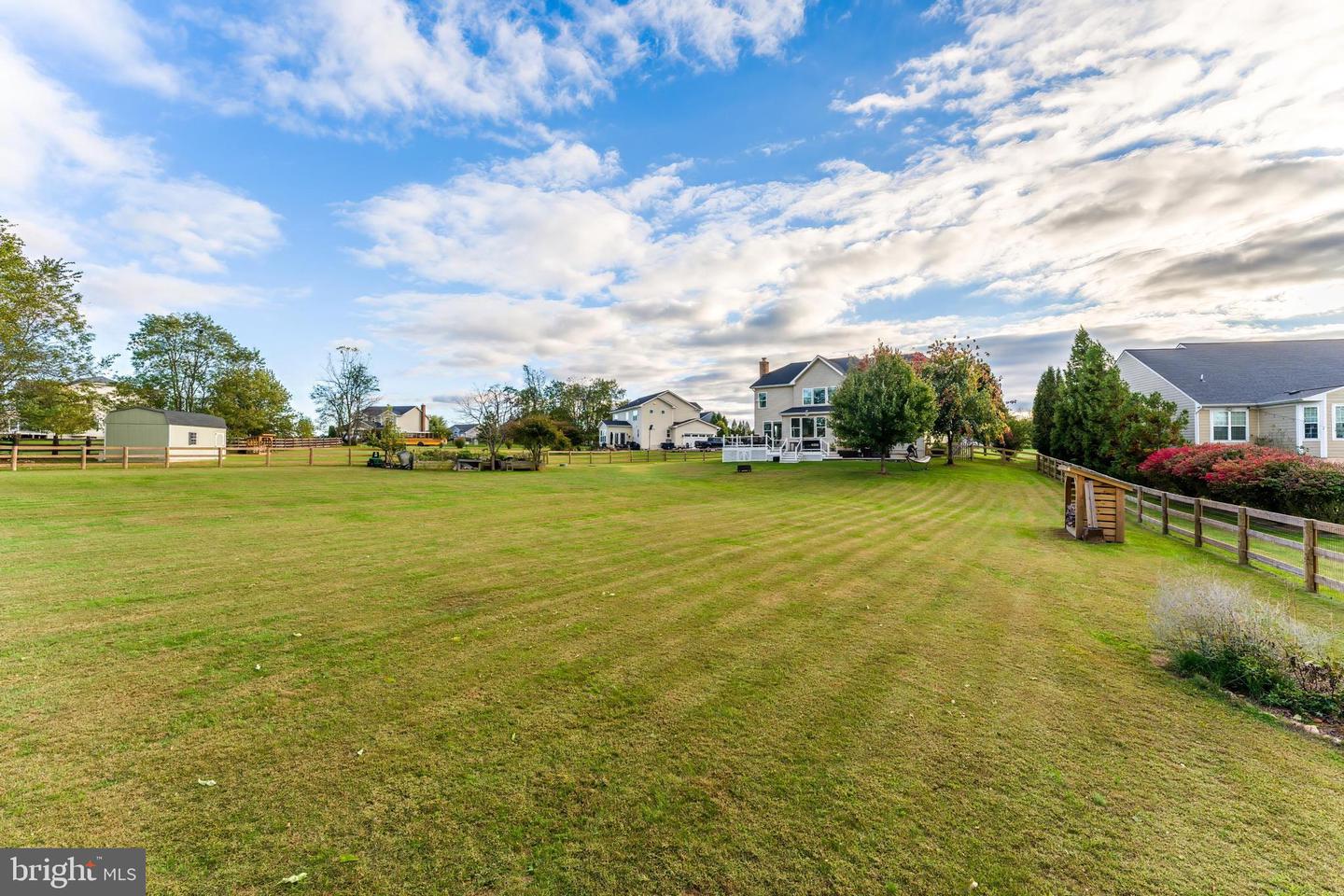 12080 SUNFLOWER FIELD PL, LOVETTSVILLE, Virginia 20180, 5 Bedrooms Bedrooms, ,5 BathroomsBathrooms,Residential,For sale,12080 SUNFLOWER FIELD PL,VALO2108552 MLS # VALO2108552