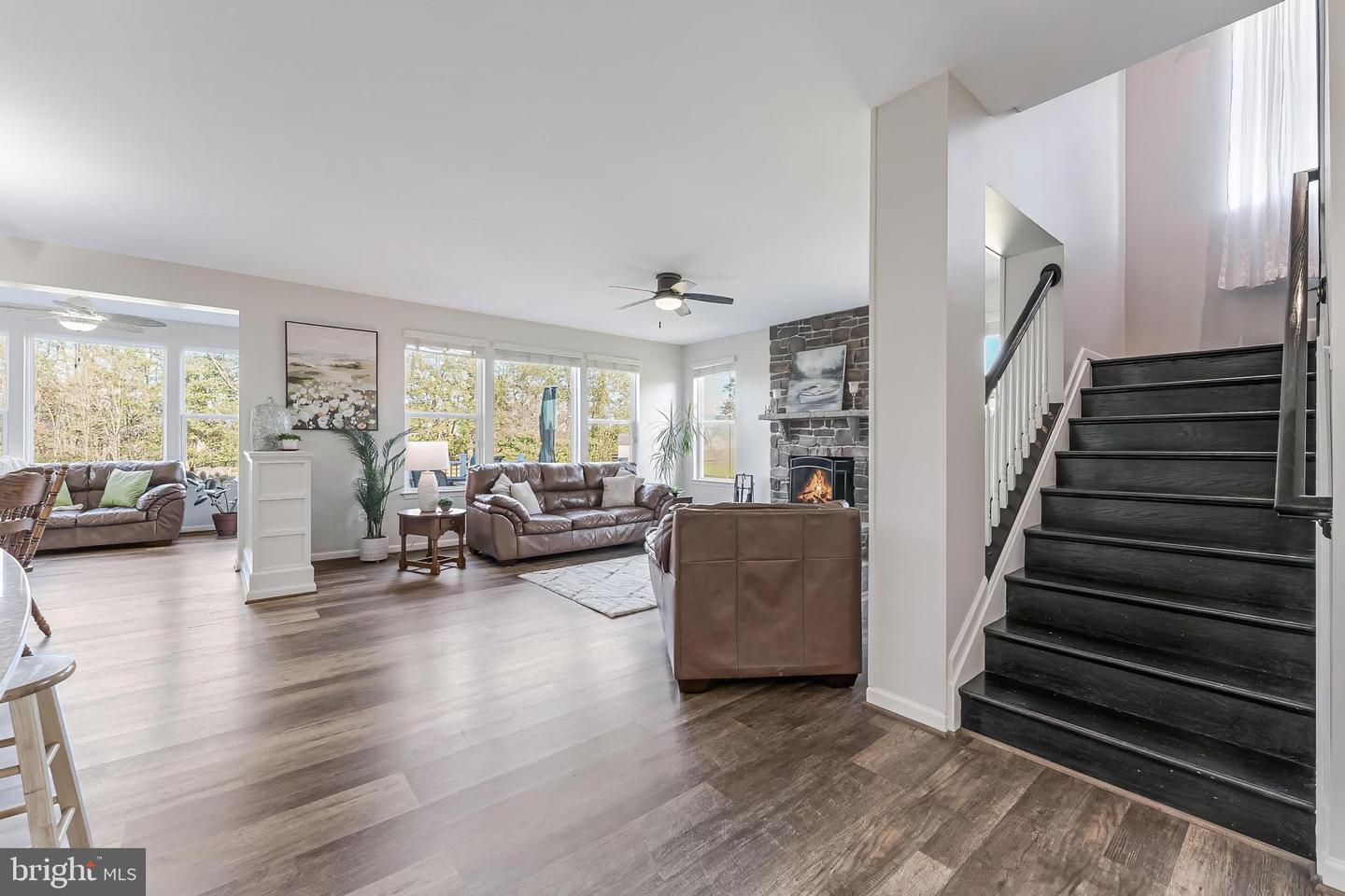 12080 SUNFLOWER FIELD PL, LOVETTSVILLE, Virginia 20180, 5 Bedrooms Bedrooms, ,5 BathroomsBathrooms,Residential,For sale,12080 SUNFLOWER FIELD PL,VALO2108552 MLS # VALO2108552