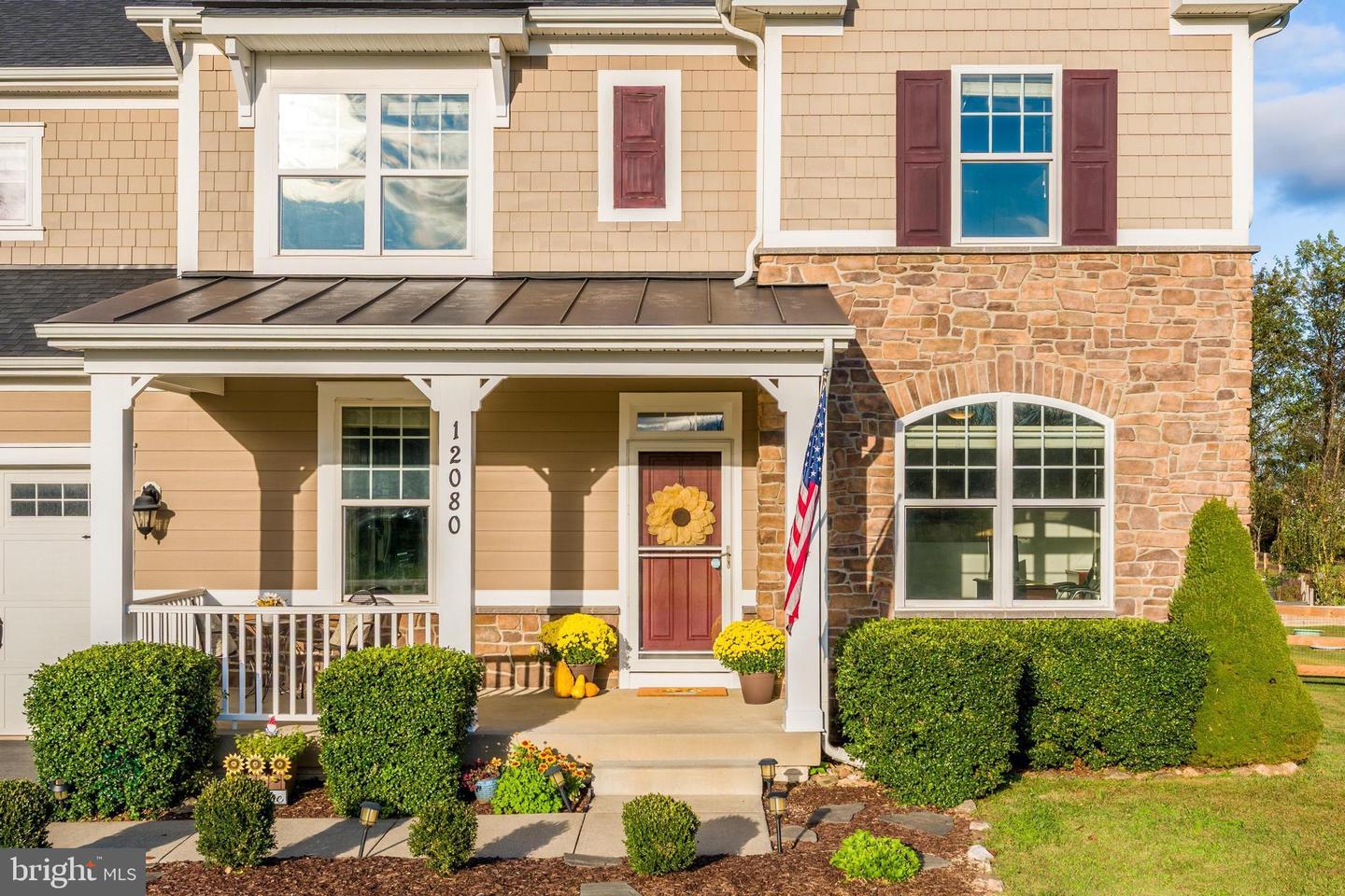 12080 SUNFLOWER FIELD PL, LOVETTSVILLE, Virginia 20180, 5 Bedrooms Bedrooms, ,5 BathroomsBathrooms,Residential,For sale,12080 SUNFLOWER FIELD PL,VALO2108552 MLS # VALO2108552