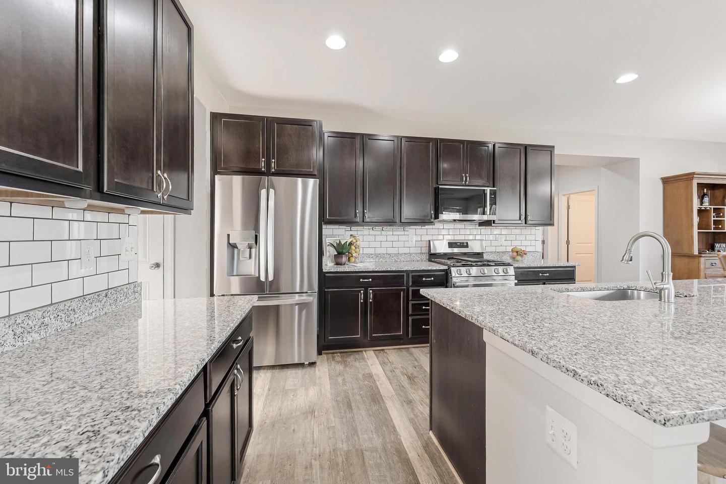 12080 SUNFLOWER FIELD PL, LOVETTSVILLE, Virginia 20180, 5 Bedrooms Bedrooms, ,5 BathroomsBathrooms,Residential,For sale,12080 SUNFLOWER FIELD PL,VALO2108552 MLS # VALO2108552