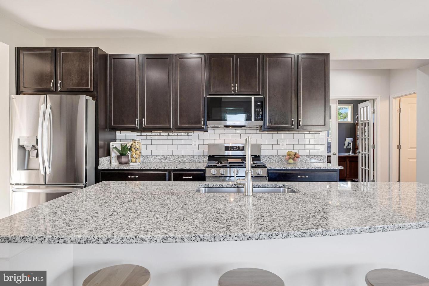 12080 SUNFLOWER FIELD PL, LOVETTSVILLE, Virginia 20180, 5 Bedrooms Bedrooms, ,5 BathroomsBathrooms,Residential,For sale,12080 SUNFLOWER FIELD PL,VALO2108552 MLS # VALO2108552