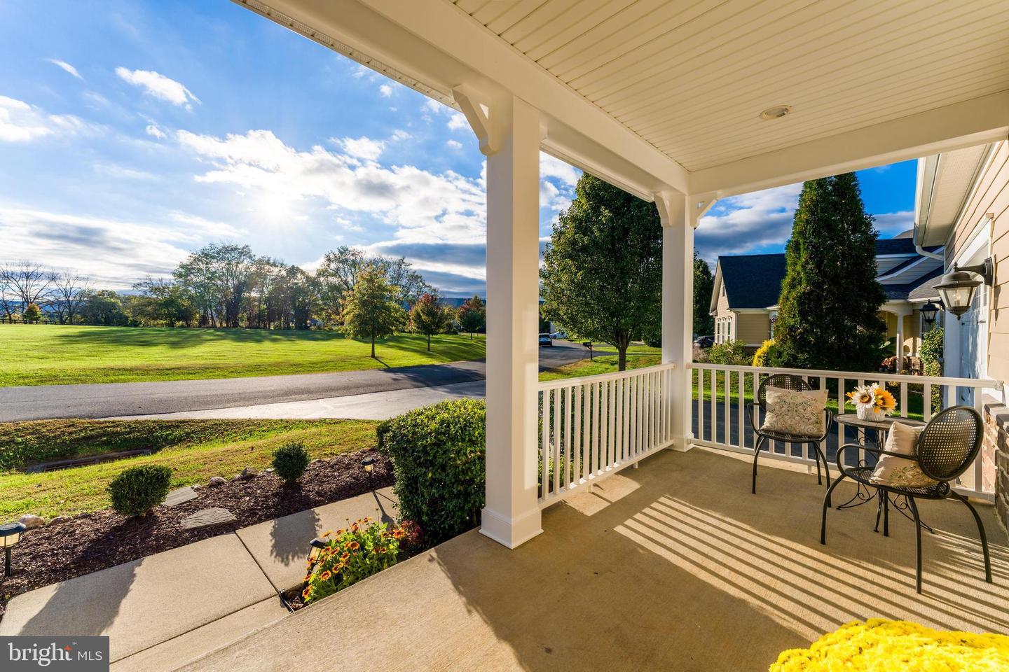 12080 SUNFLOWER FIELD PL, LOVETTSVILLE, Virginia 20180, 5 Bedrooms Bedrooms, ,5 BathroomsBathrooms,Residential,For sale,12080 SUNFLOWER FIELD PL,VALO2108552 MLS # VALO2108552
