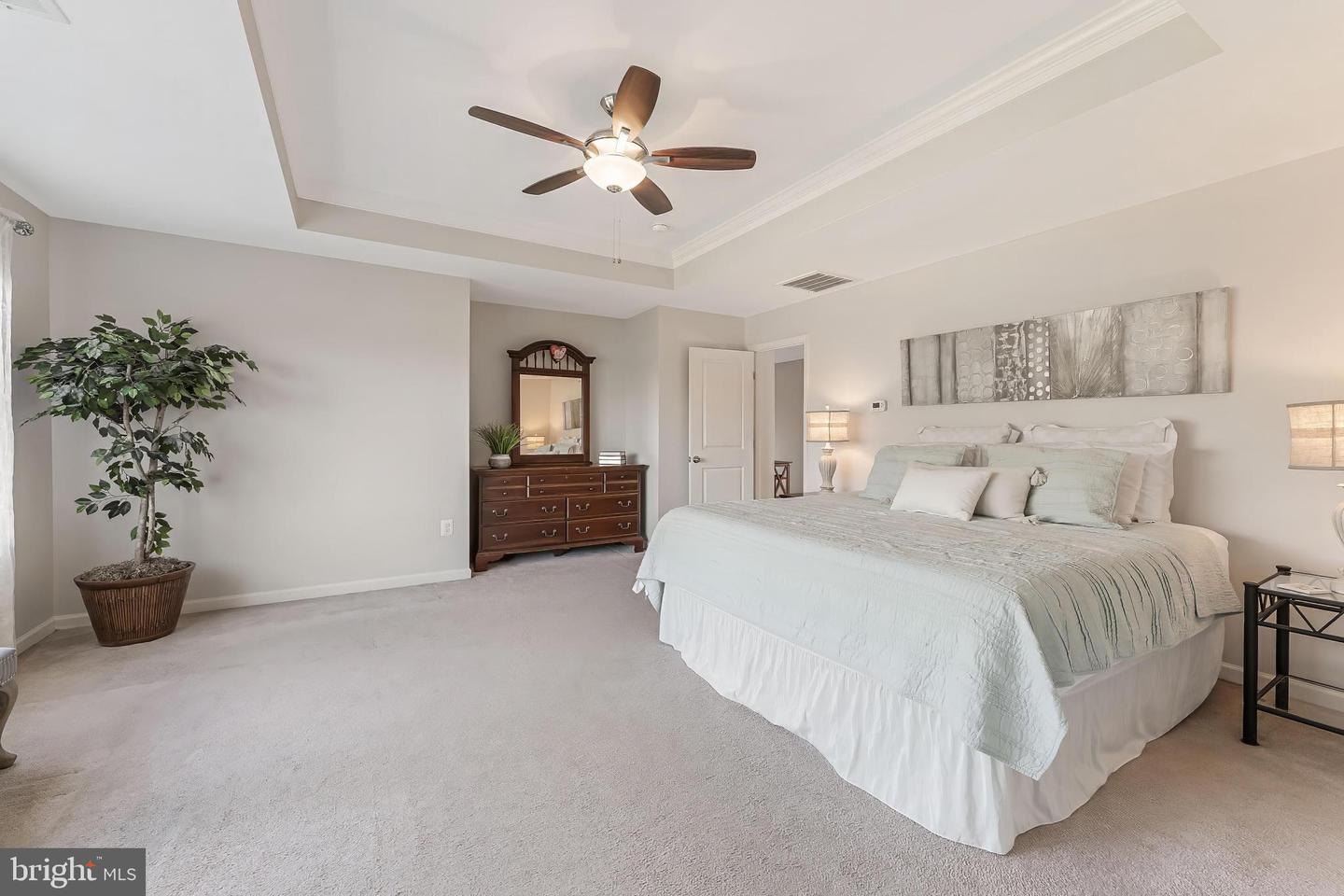 12080 SUNFLOWER FIELD PL, LOVETTSVILLE, Virginia 20180, 5 Bedrooms Bedrooms, ,5 BathroomsBathrooms,Residential,For sale,12080 SUNFLOWER FIELD PL,VALO2108552 MLS # VALO2108552