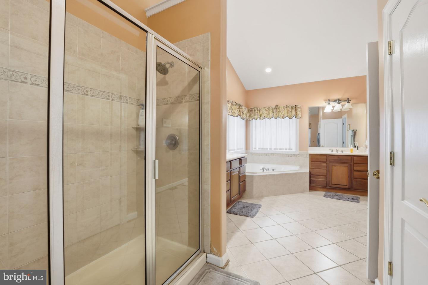 59 ASHBURN LN, FREDERICKSBURG, Virginia 22406, 5 Bedrooms Bedrooms, ,4 BathroomsBathrooms,Residential,For sale,59 ASHBURN LN,VAST2043404 MLS # VAST2043404