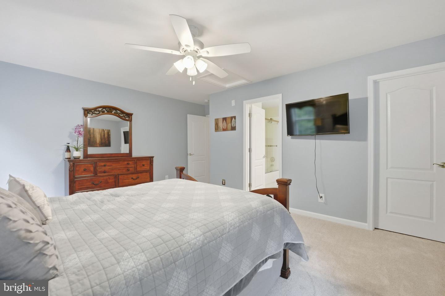 59 ASHBURN LN, FREDERICKSBURG, Virginia 22406, 5 Bedrooms Bedrooms, ,4 BathroomsBathrooms,Residential,For sale,59 ASHBURN LN,VAST2043404 MLS # VAST2043404