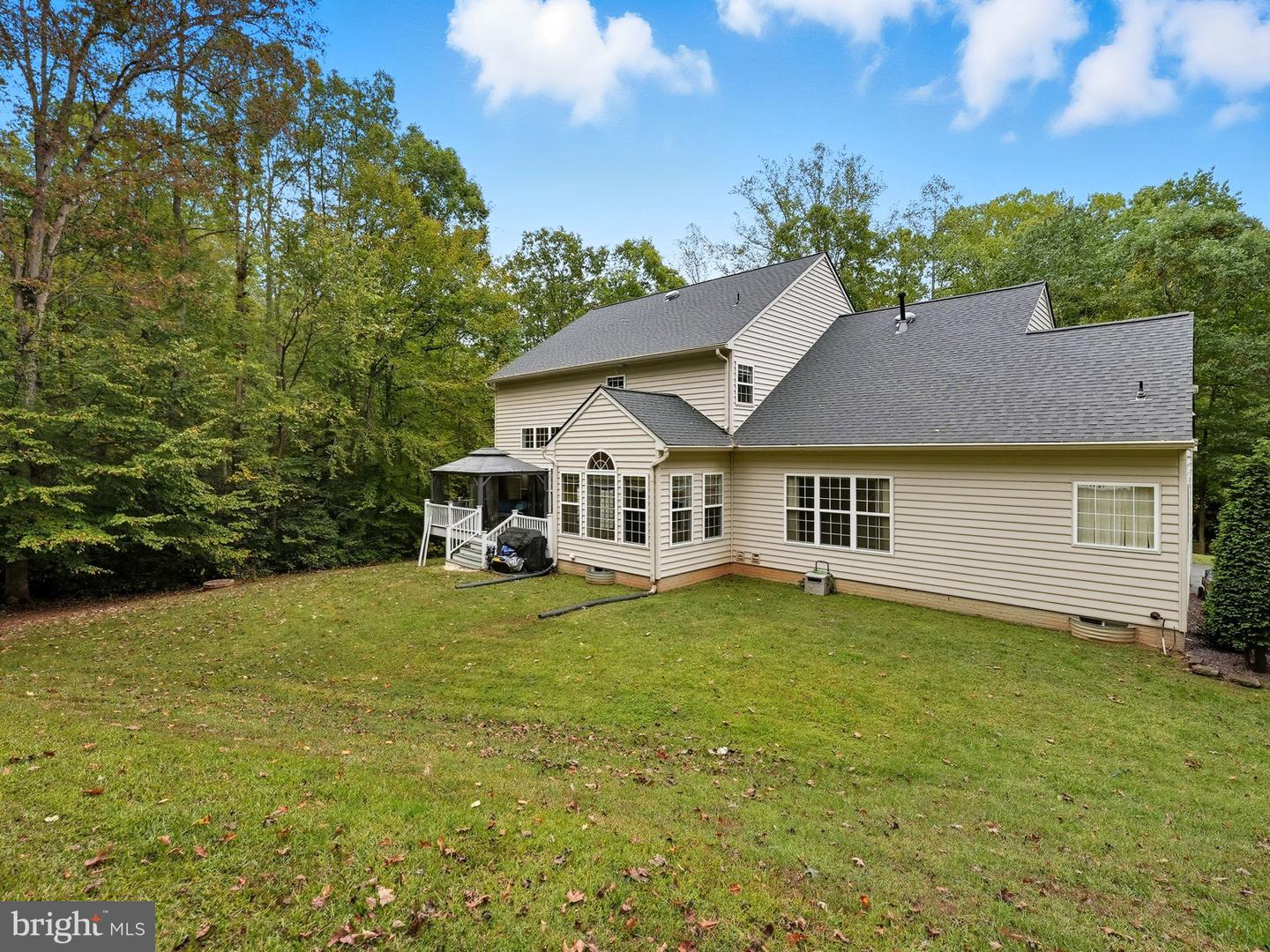 59 ASHBURN LN, FREDERICKSBURG, Virginia 22406, 5 Bedrooms Bedrooms, ,4 BathroomsBathrooms,Residential,For sale,59 ASHBURN LN,VAST2043404 MLS # VAST2043404