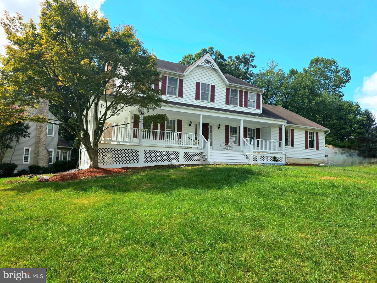15513 MEHERRIN DR, CENTREVILLE, Virginia 20120, 5 Bedrooms Bedrooms, ,4 BathroomsBathrooms,Residential,For sale,15513 MEHERRIN DR,VAFX2273650 MLS # VAFX2273650