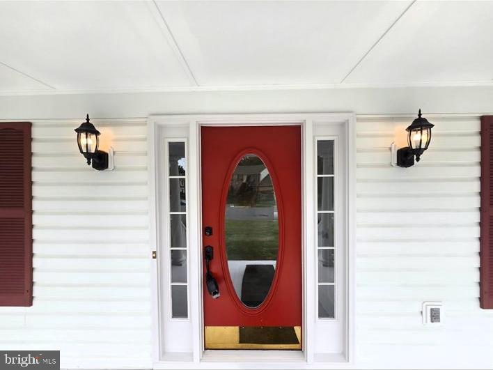 15513 MEHERRIN DR, CENTREVILLE, Virginia 20120, 5 Bedrooms Bedrooms, ,4 BathroomsBathrooms,Residential,For sale,15513 MEHERRIN DR,VAFX2273650 MLS # VAFX2273650