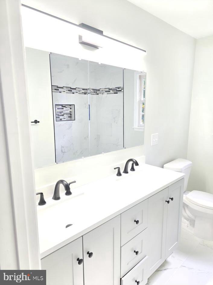 15513 MEHERRIN DR, CENTREVILLE, Virginia 20120, 5 Bedrooms Bedrooms, ,4 BathroomsBathrooms,Residential,For sale,15513 MEHERRIN DR,VAFX2273650 MLS # VAFX2273650