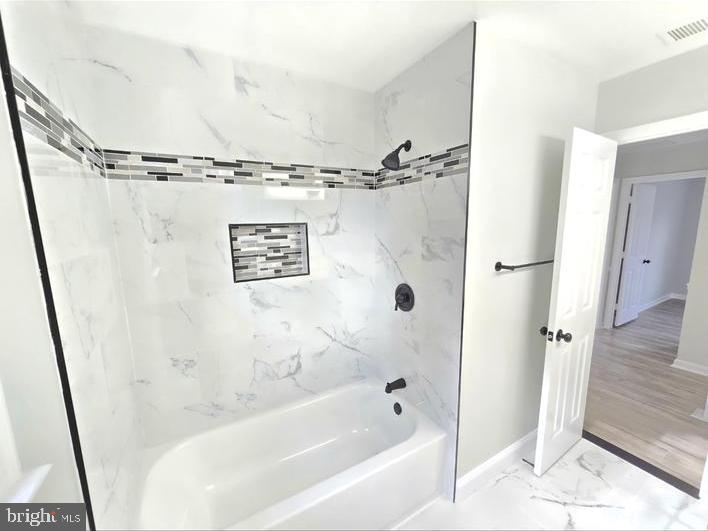15513 MEHERRIN DR, CENTREVILLE, Virginia 20120, 5 Bedrooms Bedrooms, ,4 BathroomsBathrooms,Residential,For sale,15513 MEHERRIN DR,VAFX2273650 MLS # VAFX2273650