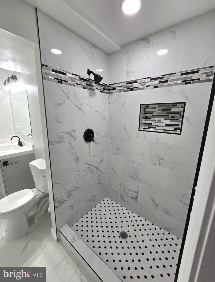 15513 MEHERRIN DR, CENTREVILLE, Virginia 20120, 5 Bedrooms Bedrooms, ,4 BathroomsBathrooms,Residential,For sale,15513 MEHERRIN DR,VAFX2273650 MLS # VAFX2273650