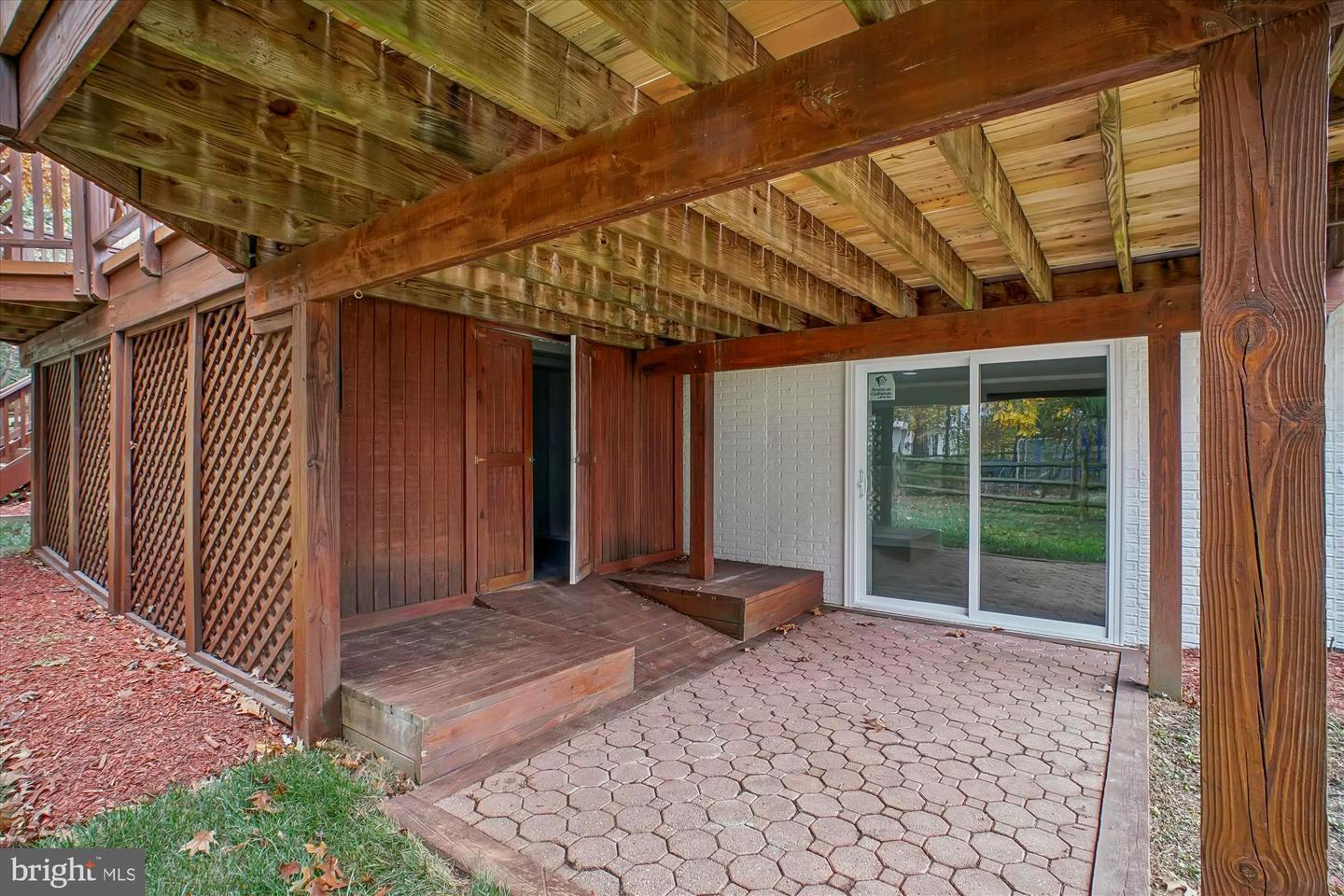 15513 MEHERRIN DR, CENTREVILLE, Virginia 20120, 5 Bedrooms Bedrooms, ,4 BathroomsBathrooms,Residential,For sale,15513 MEHERRIN DR,VAFX2273650 MLS # VAFX2273650 15513 MEHERRIN DR, CENTREVILLE, Virginia 20120, 5 Bedrooms Bedrooms, ,4 BathroomsBathrooms,Residential,For sale,15513 MEHERRIN DR,VAFX2273650 MLS # VAFX2273650