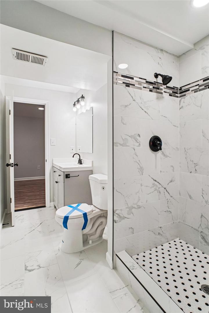 15513 MEHERRIN DR, CENTREVILLE, Virginia 20120, 5 Bedrooms Bedrooms, ,4 BathroomsBathrooms,Residential,For sale,15513 MEHERRIN DR,VAFX2273650 MLS # VAFX2273650 15513 MEHERRIN DR, CENTREVILLE, Virginia 20120, 5 Bedrooms Bedrooms, ,4 BathroomsBathrooms,Residential,For sale,15513 MEHERRIN DR,VAFX2273650 MLS # VAFX2273650