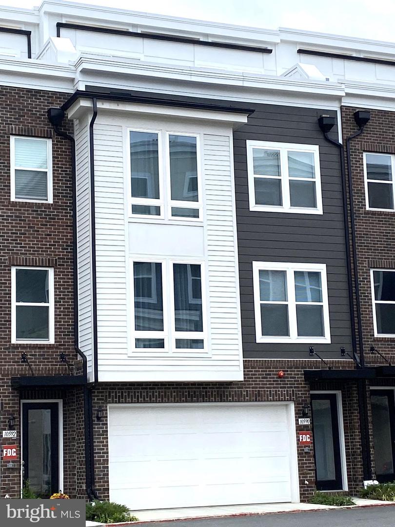 10590 RED OAK ST, FAIRFAX, Virginia 22030, 5 Bedrooms Bedrooms, ,4 BathroomsBathrooms,Residential,For sale,10590 RED OAK ST,VAFC2007162 MLS # VAFC2007162
