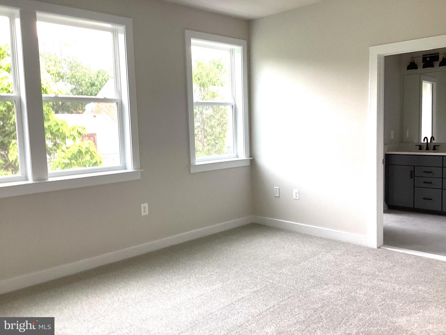 10590 RED OAK ST, FAIRFAX, Virginia 22030, 5 Bedrooms Bedrooms, ,4 BathroomsBathrooms,Residential,For sale,10590 RED OAK ST,VAFC2007162 MLS # VAFC2007162