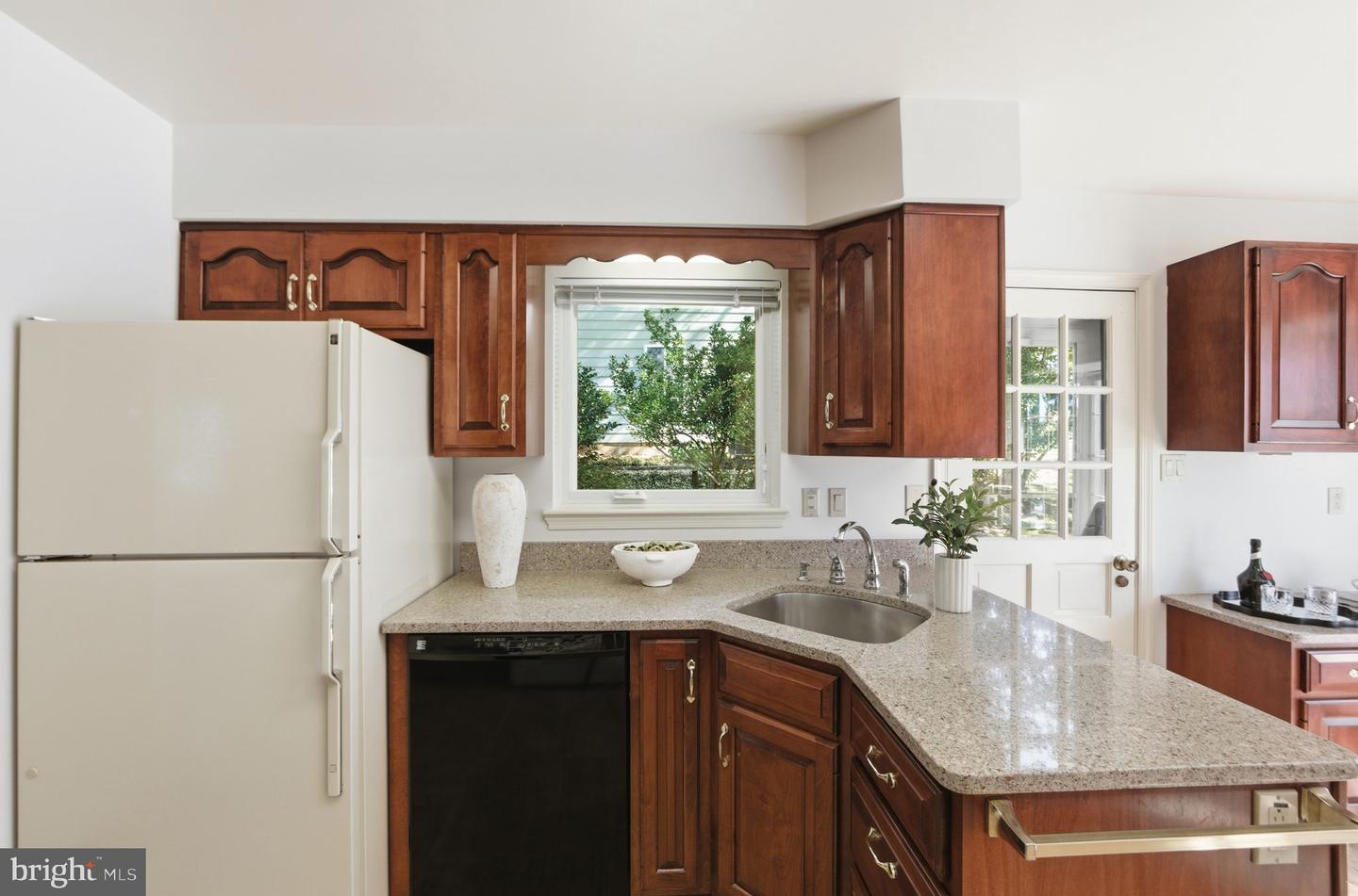 2037 FREEDOM LN, FALLS CHURCH, Virginia 22043, 4 Bedrooms Bedrooms, ,2 BathroomsBathrooms,Residential,For sale,2037 FREEDOM LN,VAFX2273862 MLS # VAFX2273862
