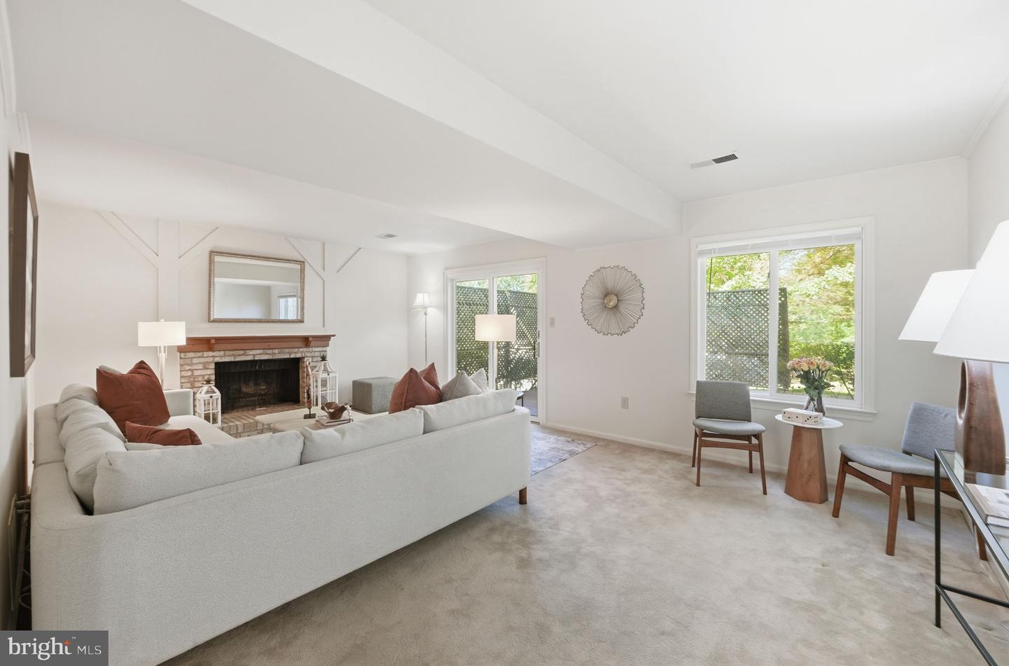 2037 FREEDOM LN, FALLS CHURCH, Virginia 22043, 4 Bedrooms Bedrooms, ,2 BathroomsBathrooms,Residential,For sale,2037 FREEDOM LN,VAFX2273862 MLS # VAFX2273862