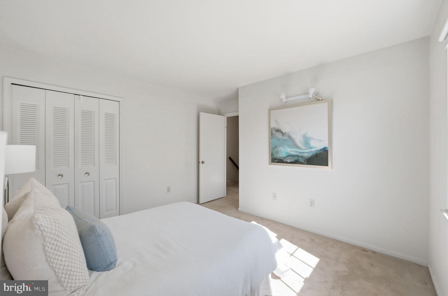 2037 FREEDOM LN, FALLS CHURCH, Virginia 22043, 4 Bedrooms Bedrooms, ,2 BathroomsBathrooms,Residential,For sale,2037 FREEDOM LN,VAFX2273862 MLS # VAFX2273862
