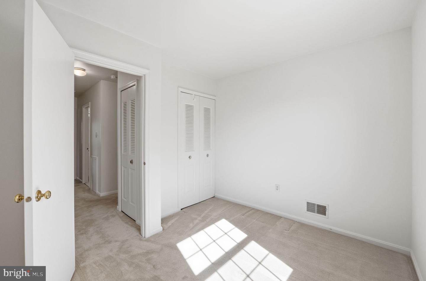 2037 FREEDOM LN, FALLS CHURCH, Virginia 22043, 4 Bedrooms Bedrooms, ,2 BathroomsBathrooms,Residential,For sale,2037 FREEDOM LN,VAFX2273862 MLS # VAFX2273862
