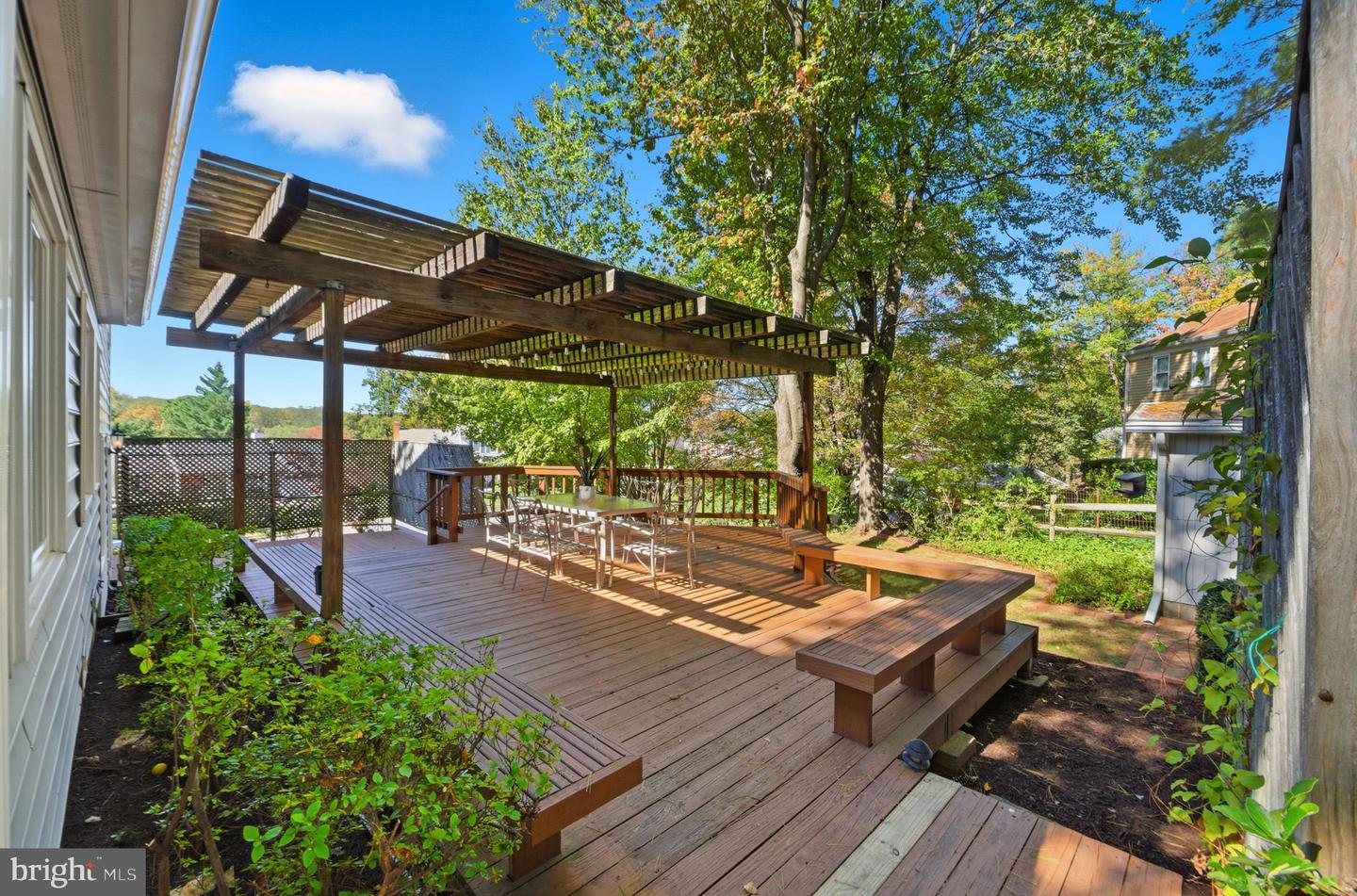 2037 FREEDOM LN, FALLS CHURCH, Virginia 22043, 4 Bedrooms Bedrooms, ,2 BathroomsBathrooms,Residential,For sale,2037 FREEDOM LN,VAFX2273862 MLS # VAFX2273862