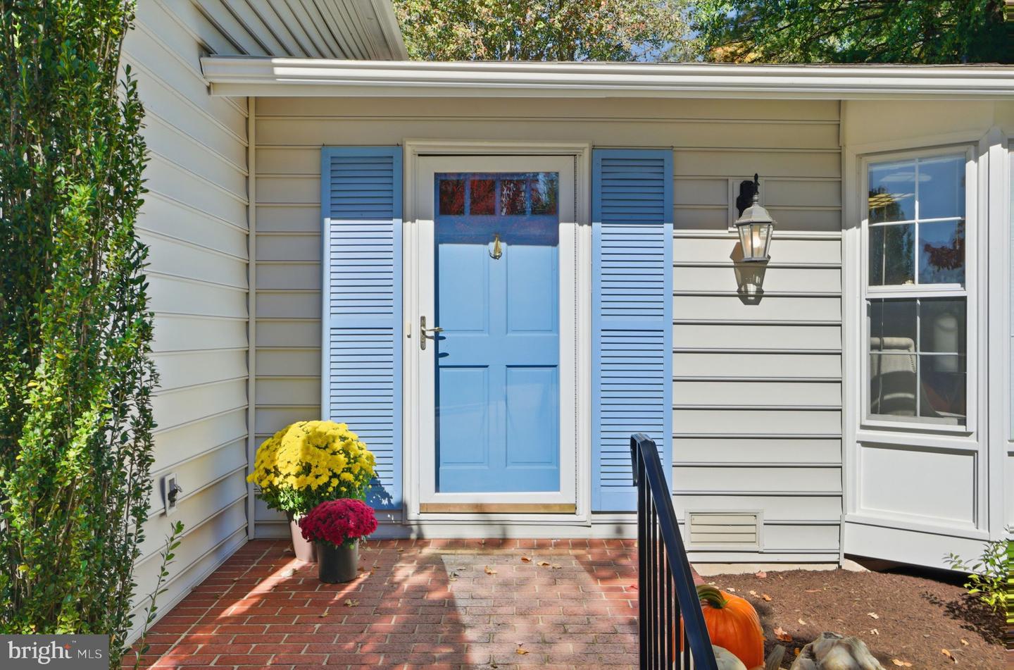 2037 FREEDOM LN, FALLS CHURCH, Virginia 22043, 4 Bedrooms Bedrooms, ,2 BathroomsBathrooms,Residential,For sale,2037 FREEDOM LN,VAFX2273862 MLS # VAFX2273862