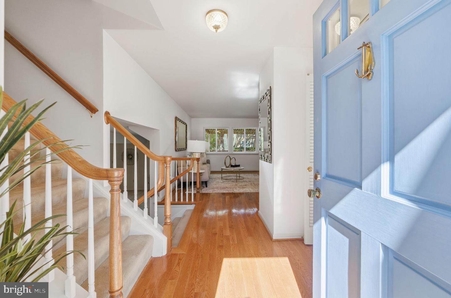 2037 FREEDOM LN, FALLS CHURCH, Virginia 22043, 4 Bedrooms Bedrooms, ,2 BathroomsBathrooms,Residential,For sale,2037 FREEDOM LN,VAFX2273862 MLS # VAFX2273862