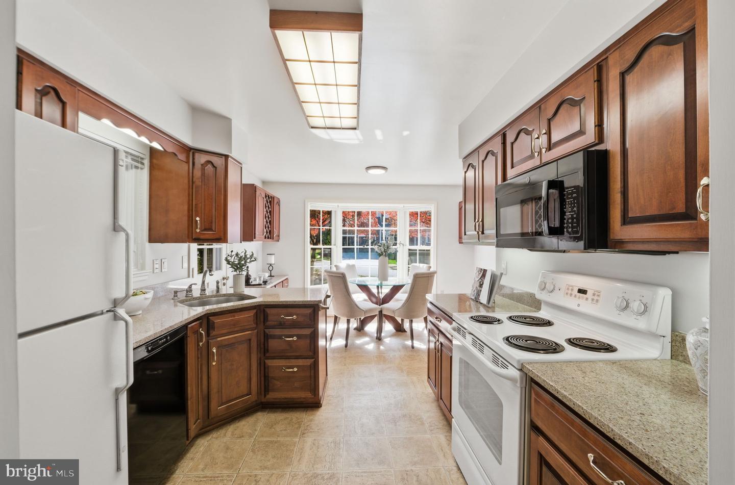2037 FREEDOM LN, FALLS CHURCH, Virginia 22043, 4 Bedrooms Bedrooms, ,2 BathroomsBathrooms,Residential,For sale,2037 FREEDOM LN,VAFX2273862 MLS # VAFX2273862