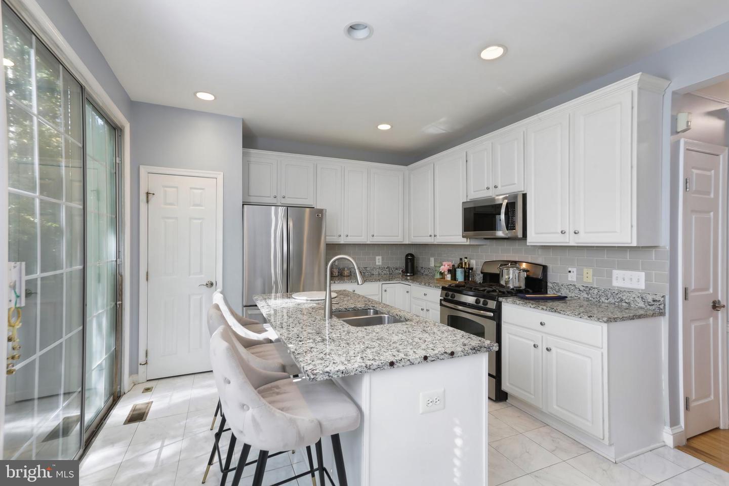 7725 HERITAGE WOODS WAY, ANNANDALE, Virginia 22003, 3 Bedrooms Bedrooms, ,2 BathroomsBathrooms,Residential,For sale,7725 HERITAGE WOODS WAY,VAFX2273964 MLS # VAFX2273964